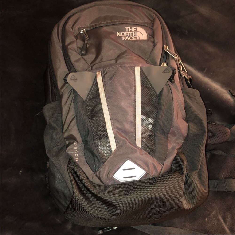 Recon Northface Backpack! 💲⬇️